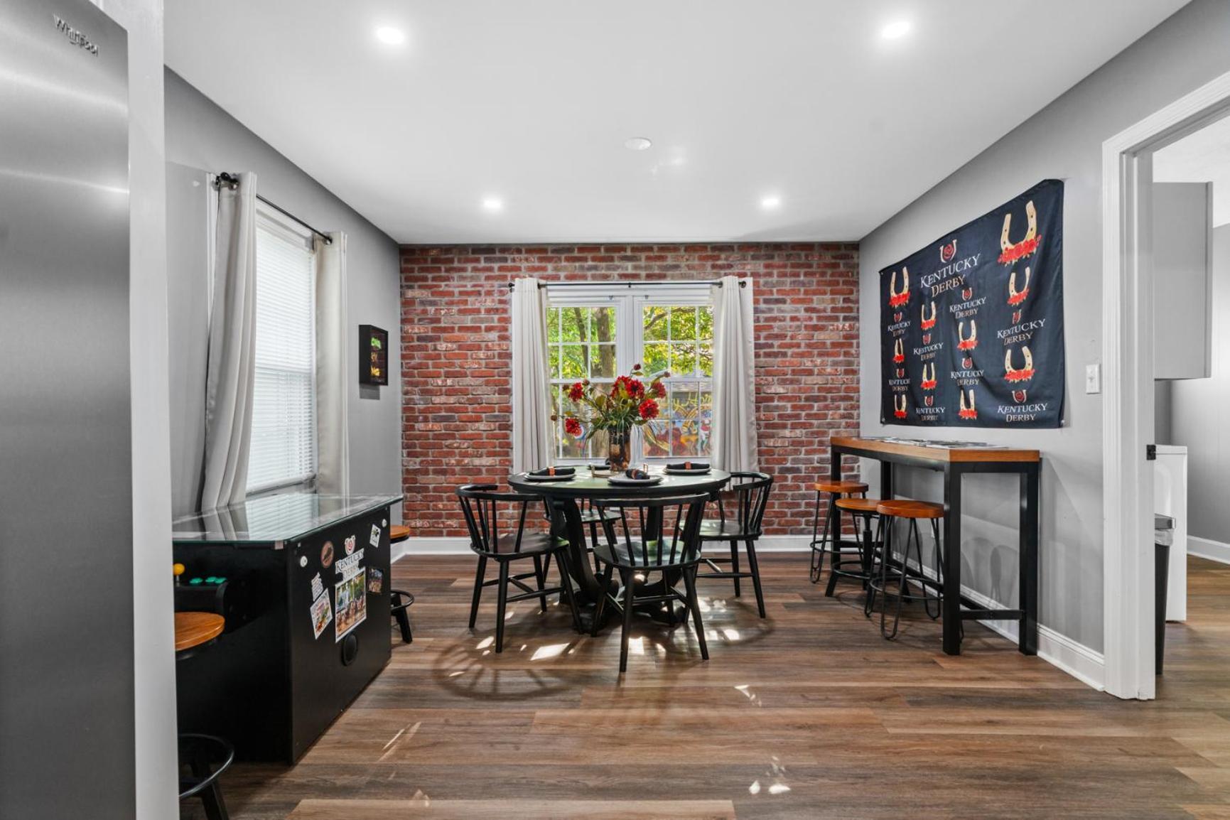 The Lucky Horseshoe Louisville Esterno foto